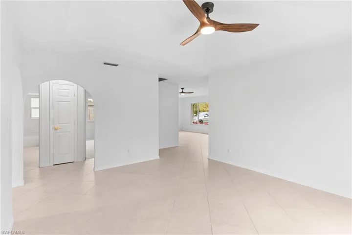 Can be office, den, or dining