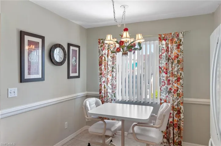 Eat in area of kitchen
