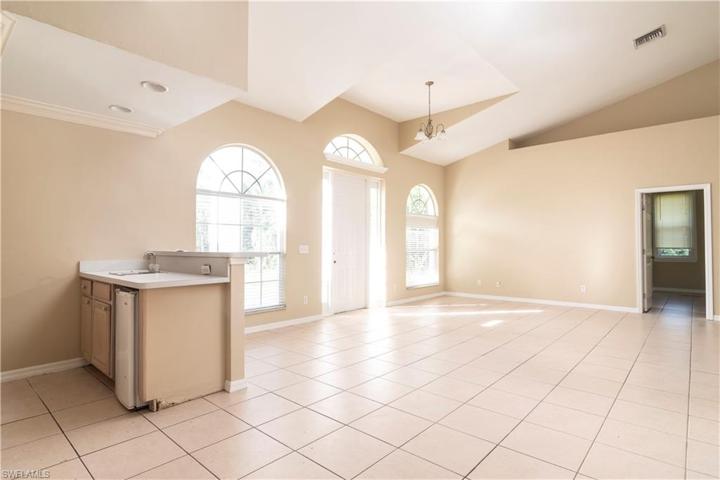 2695 14th AVE NE, NAPLES FL 34120
