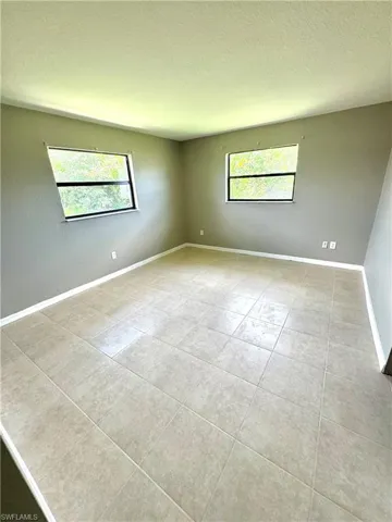 129 Se 23rd Pl -unit 2, Cape Coral, Florida 33990