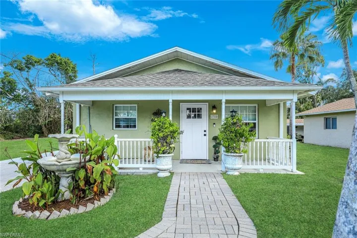 2385 Sunset Ave, Naples, Florida 34112