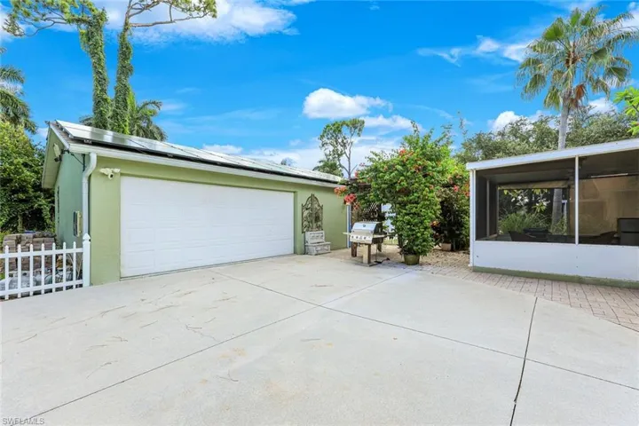 2385 Sunset Ave, Naples, Florida 34112