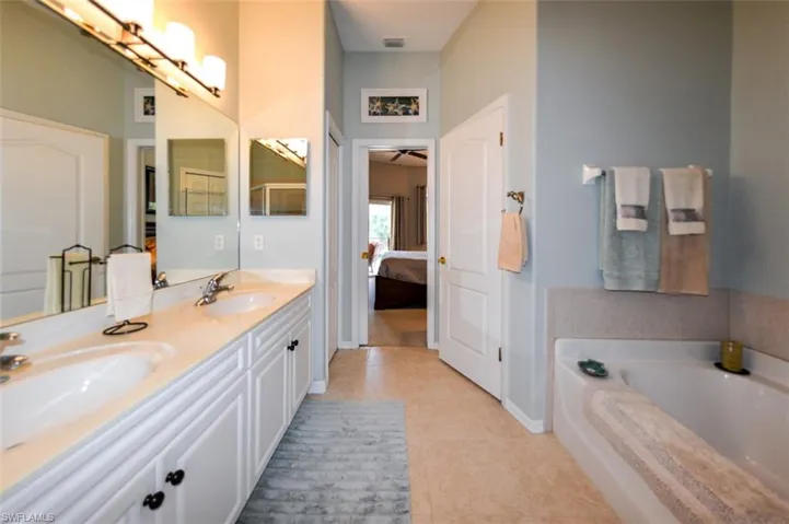 11263  Wine Palm  RD, Fort Myers, FL 33966