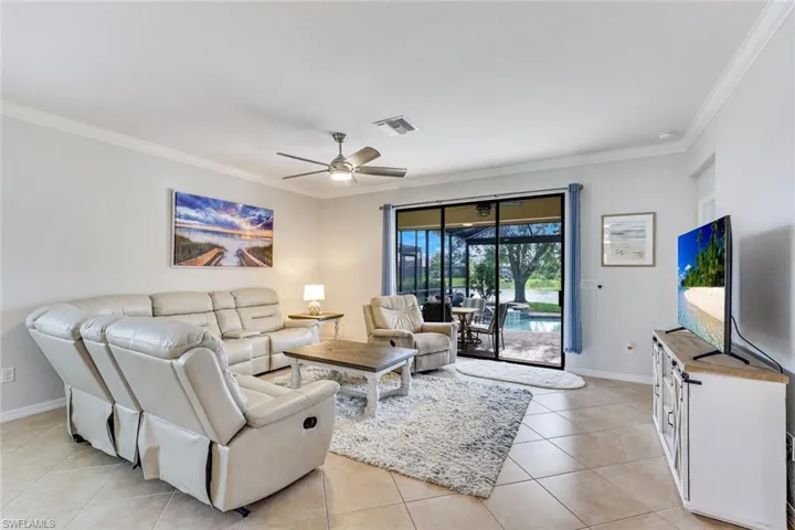 3742 Treasure Cove Cir, Naples, Florida 34114