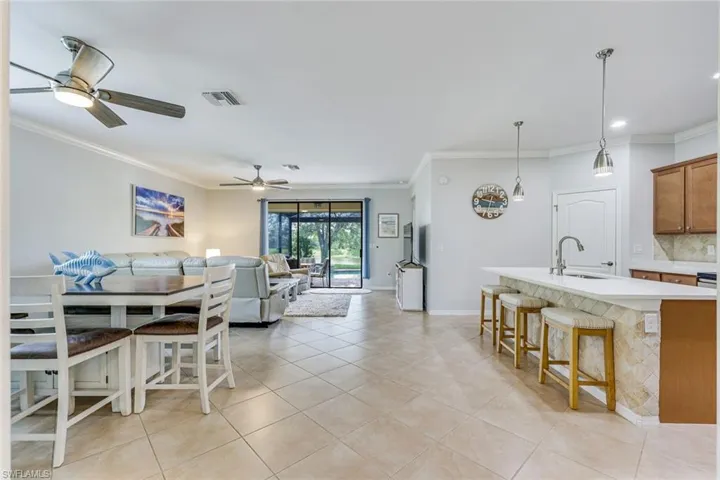 3742 Treasure Cove Cir, Naples, Florida 34114