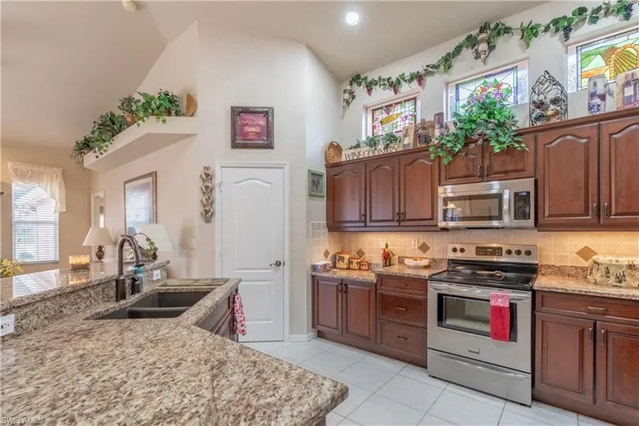 1990  Terrazzo  LN, Naples, FL 34104