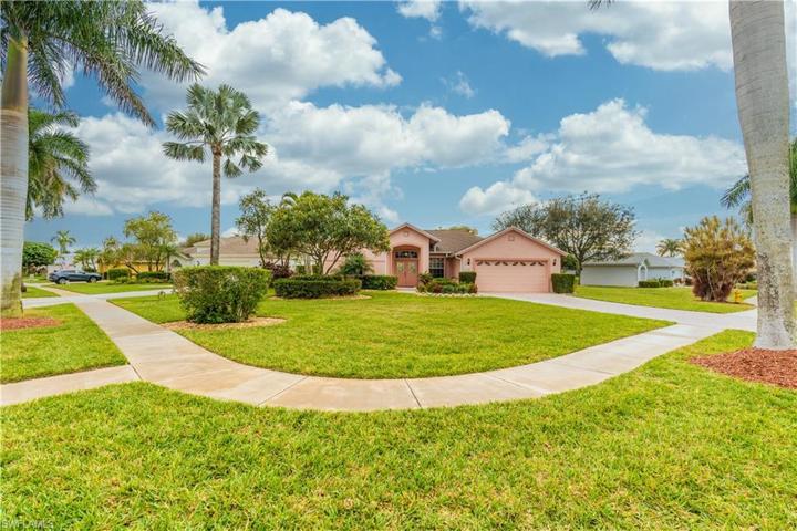 1990  Terrazzo  LN, Naples, FL 34104