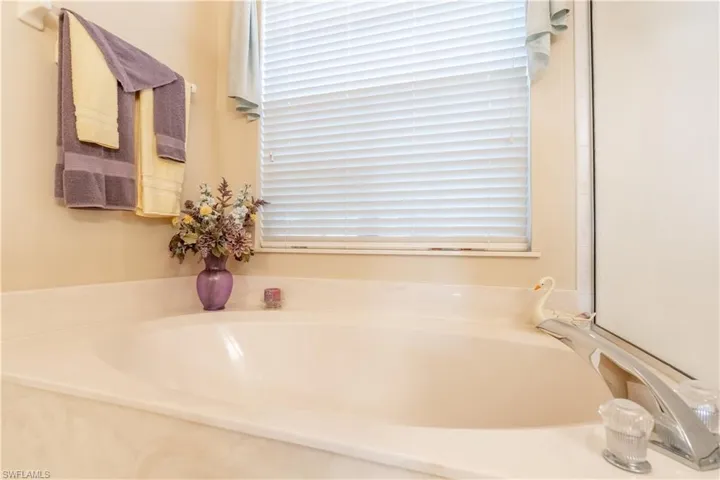 1990  Terrazzo  LN, Naples, FL 34104