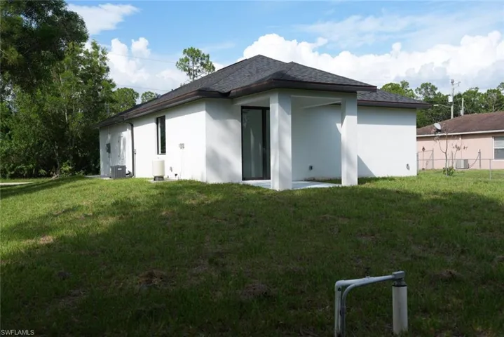 379 Selkirk Ave, Lehigh Acres, Florida 33974