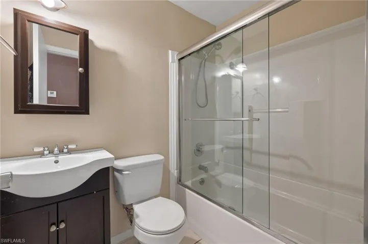 9016  Cypress S DR, Fort Myers, FL 33967