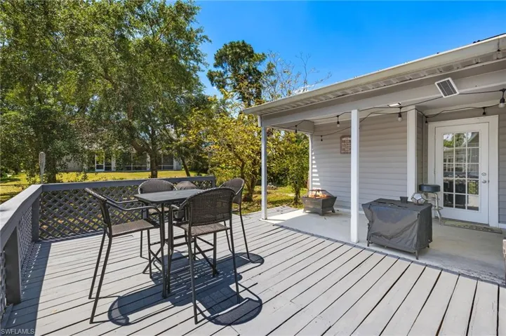 9016  Cypress S DR, Fort Myers, FL 33967