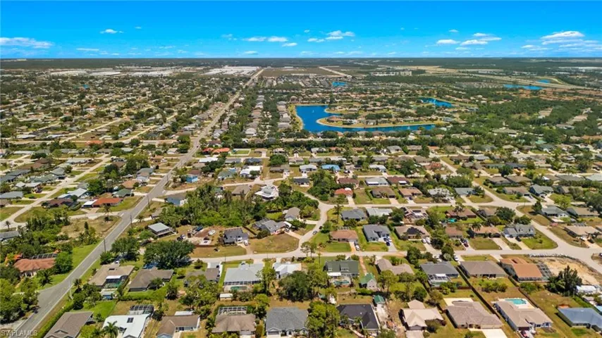 9016  Cypress S DR, Fort Myers, FL 33967