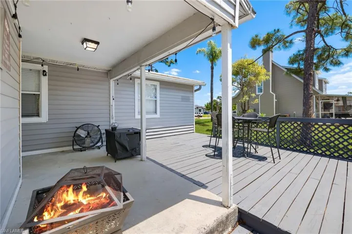 9016  Cypress S DR, Fort Myers, FL 33967
