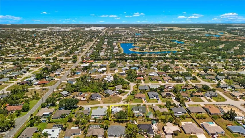 9016  Cypress S DR, Fort Myers, FL 33967