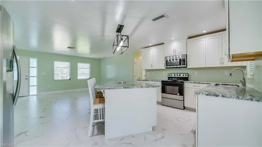 2708 Mangrove St, St. James City, Florida 33956