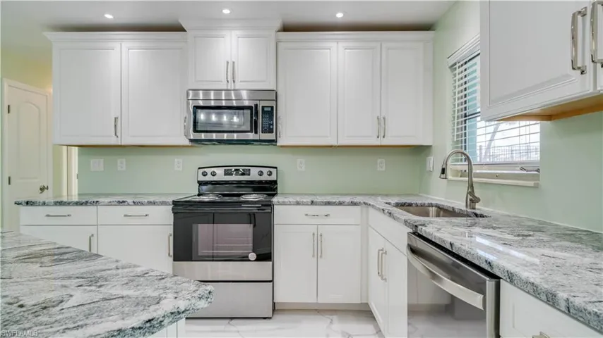 2708 Mangrove St, St. James City, Florida 33956