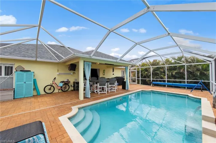 Pool with Sealed Pavers