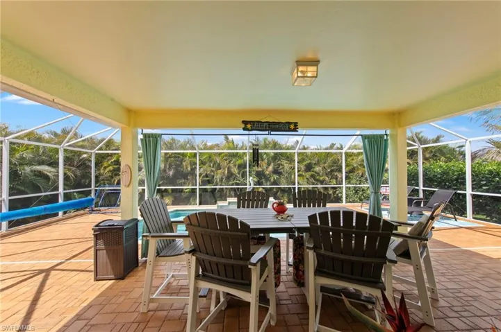 Lanai and Private Backyard
