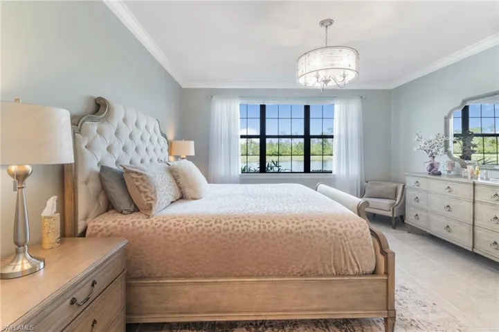9633  Montelanico  LOOP, Naples, FL 34119