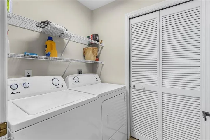 laundry in unit