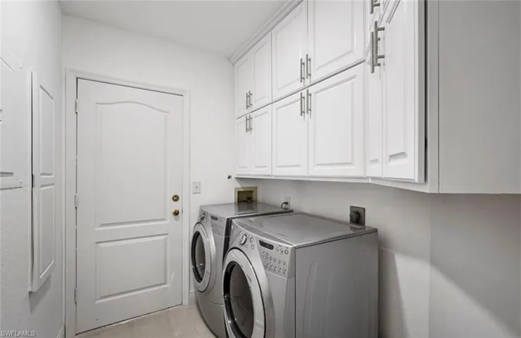 7056 Pelican Bay Blvd B102, Naples, Florida 34108