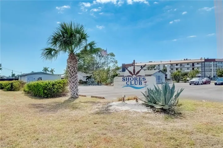 Bonita Shores Club