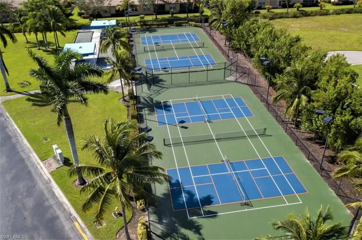 View of birds eye view of property