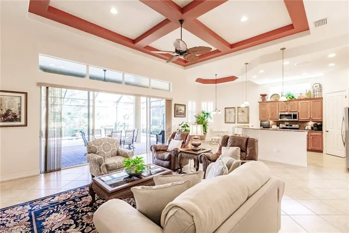 7684  Cottesmore  DR, Naples, FL 34113