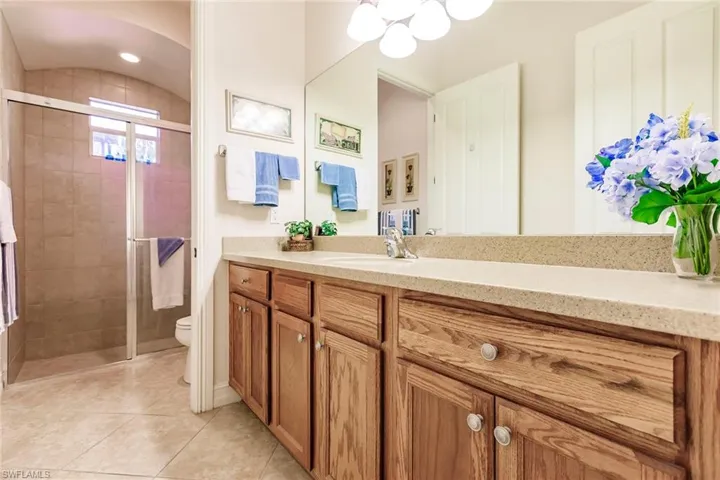 7684  Cottesmore  DR, Naples, FL 34113