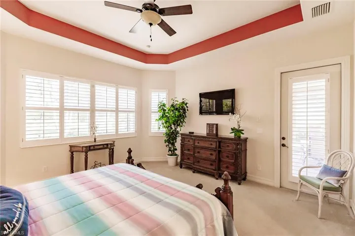 7684  Cottesmore  DR, Naples, FL 34113