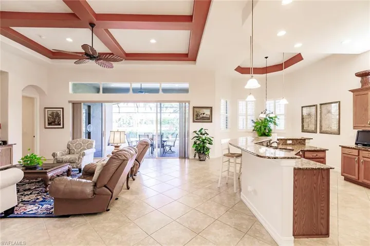 7684  Cottesmore  DR, Naples, FL 34113