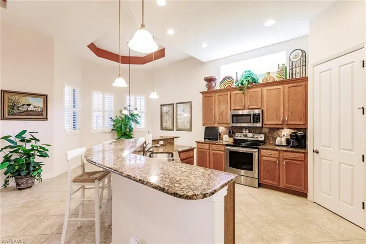 7684  Cottesmore  DR, Naples, FL 34113