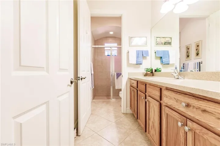7684  Cottesmore  DR, Naples, FL 34113