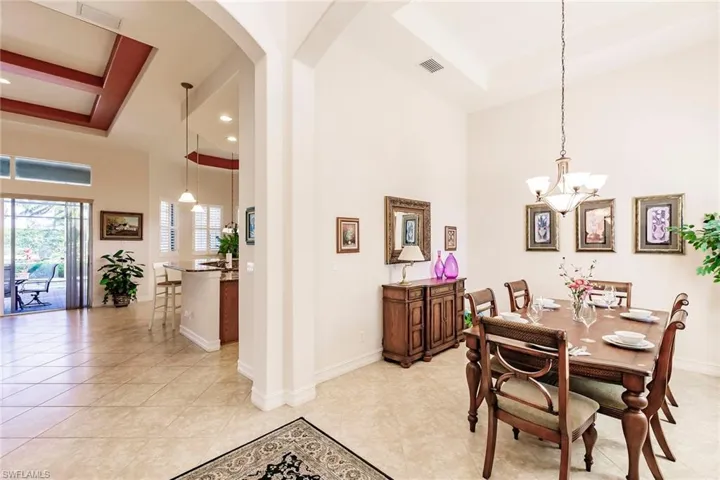7684  Cottesmore  DR, Naples, FL 34113