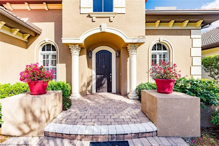 7684  Cottesmore  DR, Naples, FL 34113