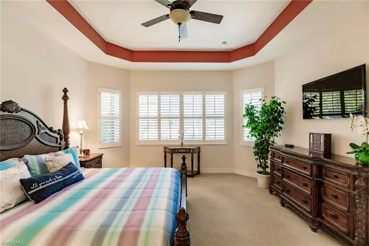 7684  Cottesmore  DR, Naples, FL 34113