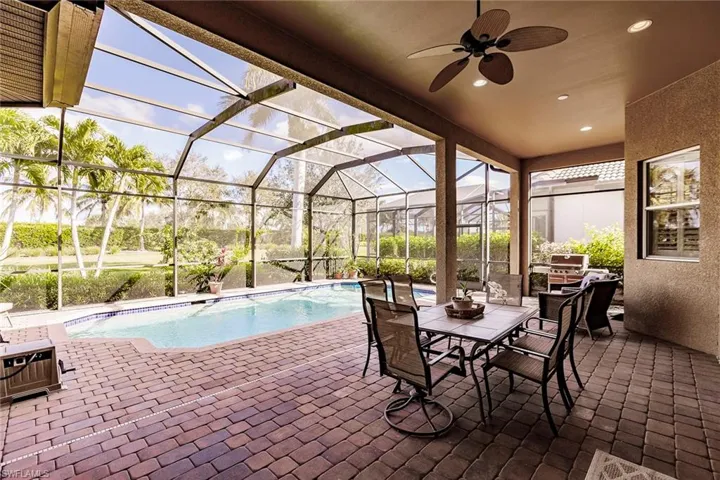7684  Cottesmore  DR, Naples, FL 34113