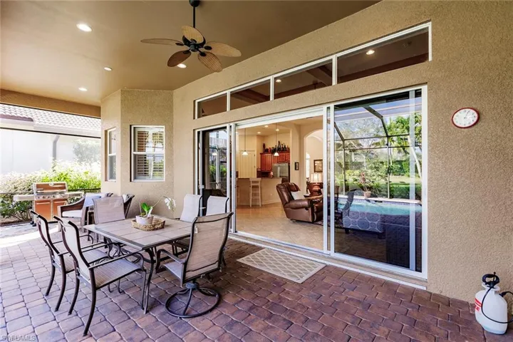 7684  Cottesmore  DR, Naples, FL 34113