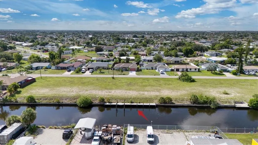 1102 Se 13th Ave, Cape Coral, Florida 33990