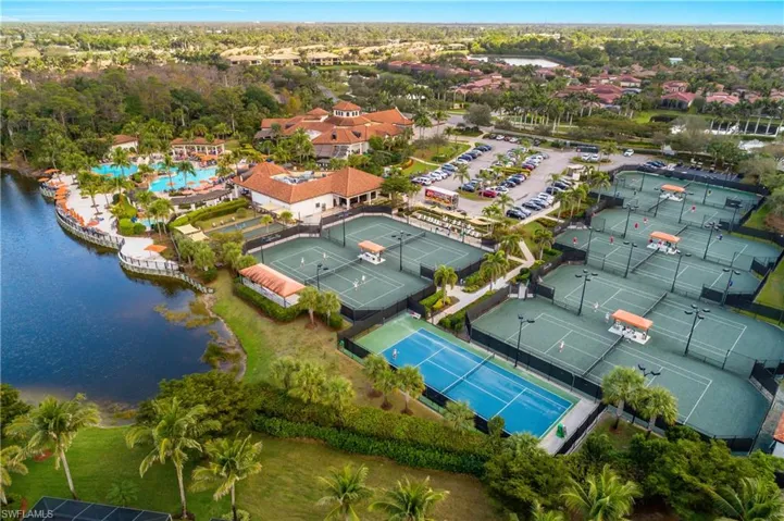 9596  Trevi  CT, Naples, FL 34113