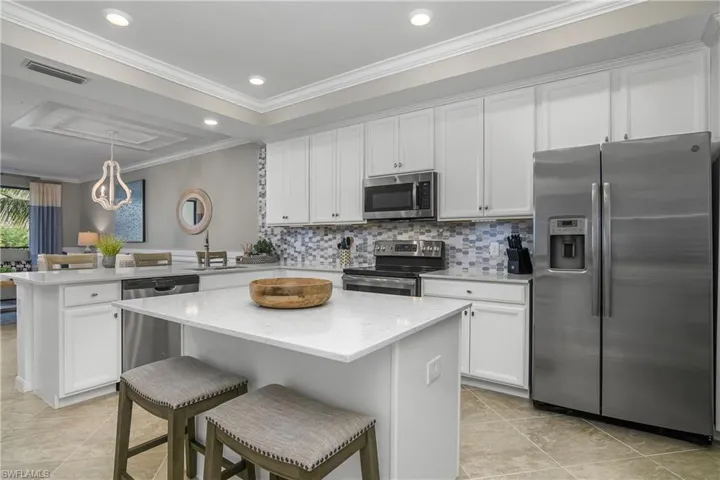9596  Trevi  CT, Naples, FL 34113