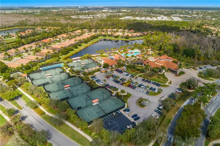 9596  Trevi  CT, Naples, FL 34113