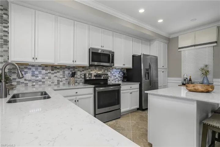 9596  Trevi  CT, Naples, FL 34113