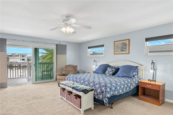 Upper unit Master bedroom