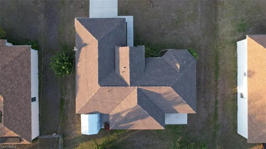 Aerial view of property and surrounding area