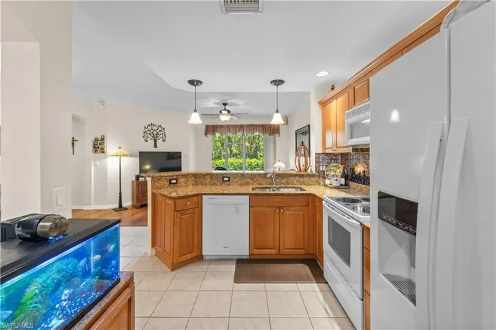 4263 Liron Ave 101, Fort Myers, Florida 33916
