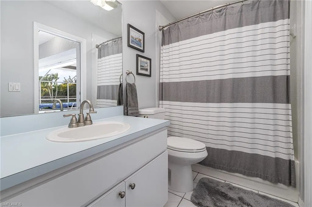 1016 Van Loon LN, Cape Coral, FL 33909,225021341