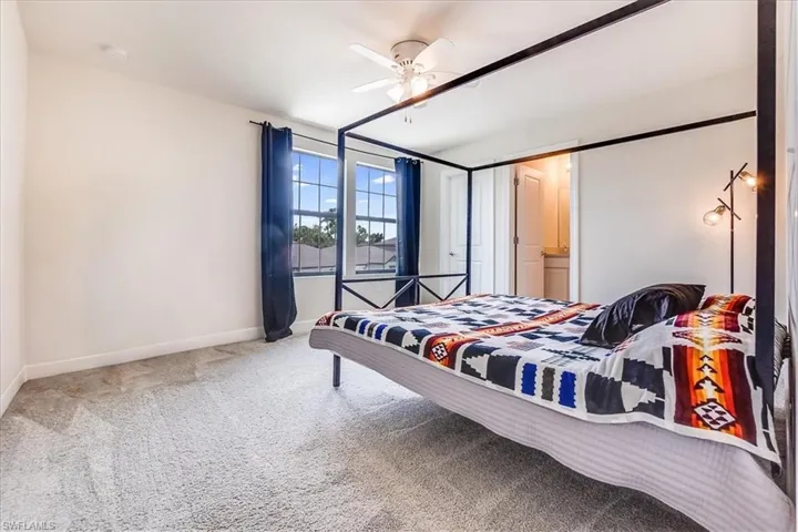 Ensuite with full bath on 2nd floor and walk in closet