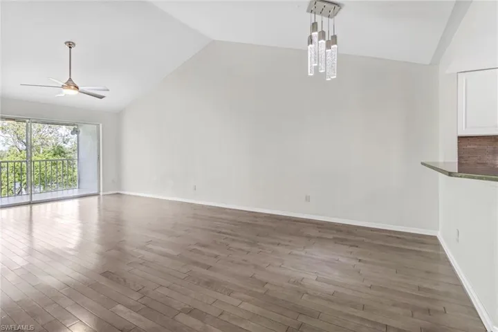 9580  Victoria  LN, Naples, FL 34109