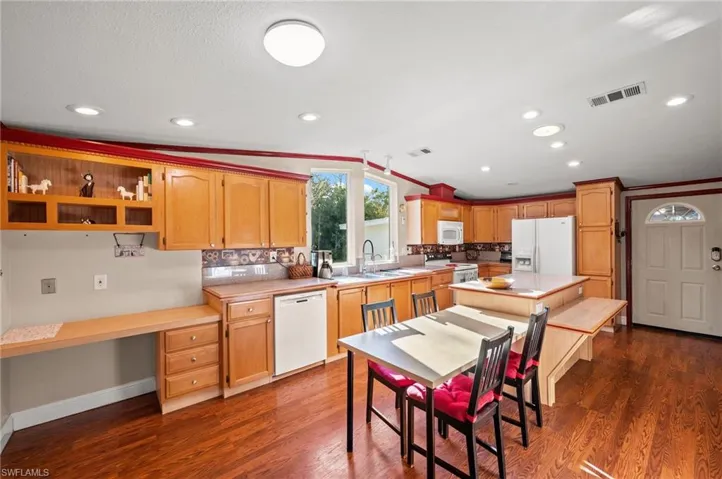 6350  Longhorn  TRL, Fort Myers, FL 33905